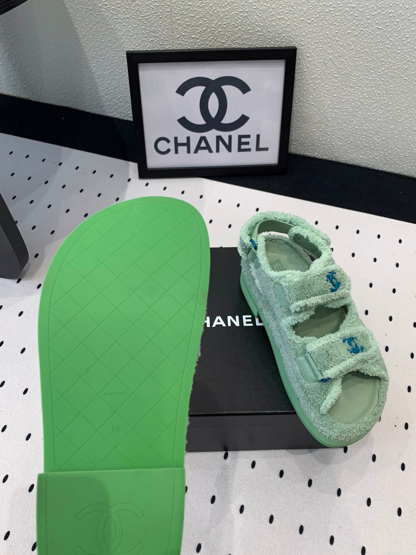 DAD SANDALS PLATFORM IN MINT GREEN FUR