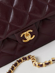 FLAP BAG WITH TOP HANDLE 25 IN WINE RED OIL-WAX LAMBSKIN GOLD HARDWARE