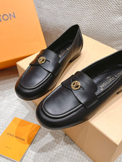 SOHO FLAT LOAFER IN BLACK CALFSKIN