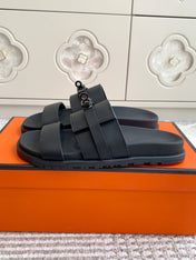 HM 26S KELLY BUCKLE DOUBLE STRAP SANDALS IN BLACK CALFSKIN BLACK HARDWARE