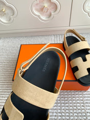 HM 26S CHYPRE SANDAL WITH BACK STRAP IN BEIGE SUEDE