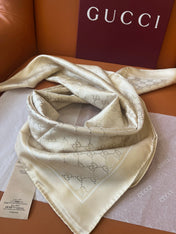 GUCCI 25S SCARF 90 IN SILK 697667