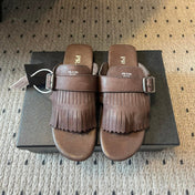 PRADA 25S SHUFFLE LEATHER THONG SANDALS IN BROWN CALFSKIN