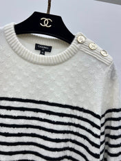 CHANEL 25S SWEATER STYLE 166