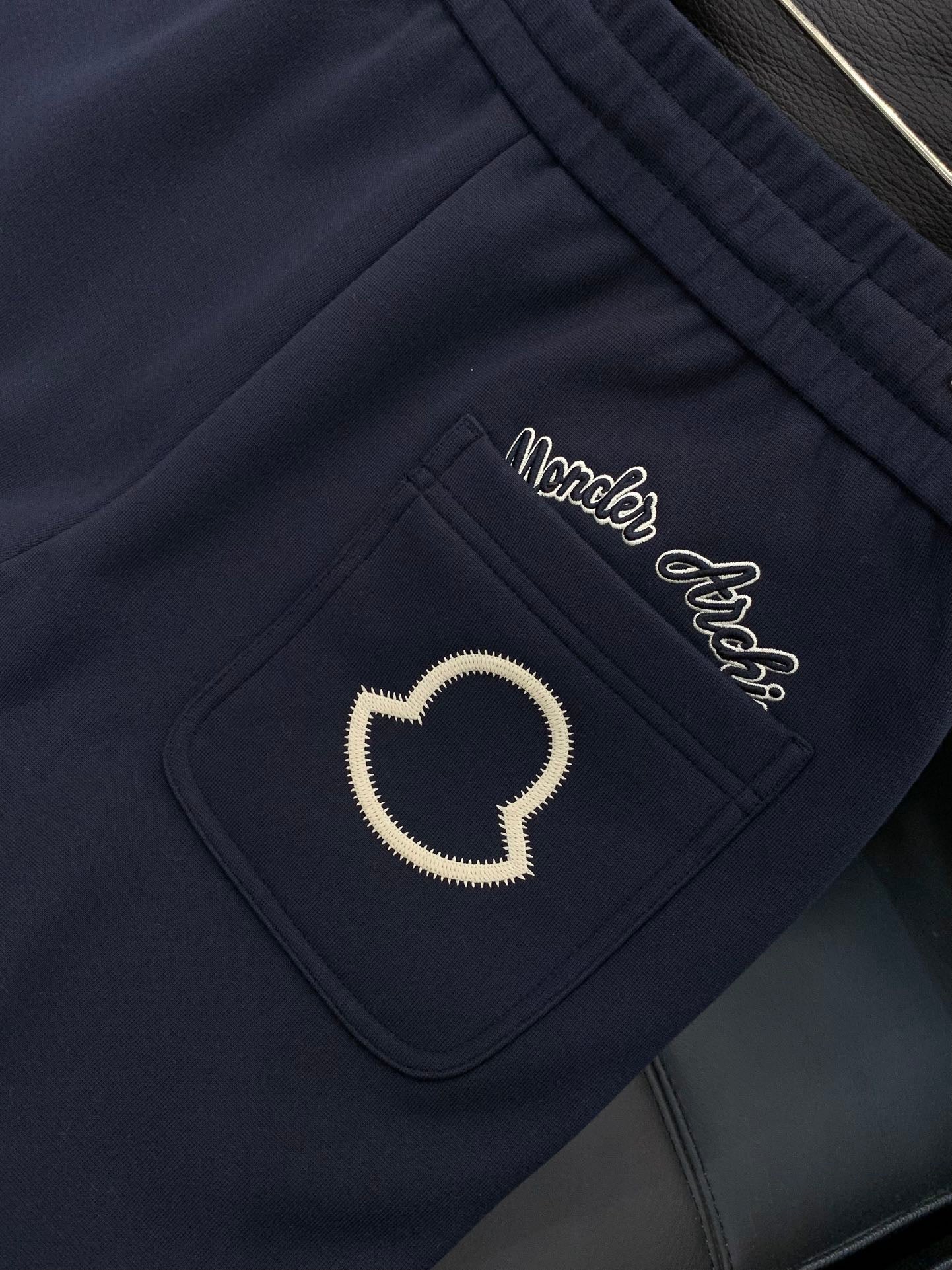 MONCLER 25S PANTS 269