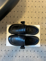 LOEWE 26S TOGGLE LOAFER 20MM IN BLACK SHINY CALFSKIN