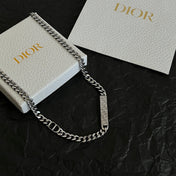 CD 26S CD LOGO PLAQUE CHAIN NECKLACE IN SILVER TONE METAL 630890