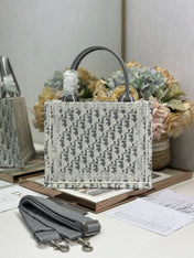 DIOR 26S BOOK TOTE BAG 26 IN GREY AND WHITE OBLIQUE JACQUARD