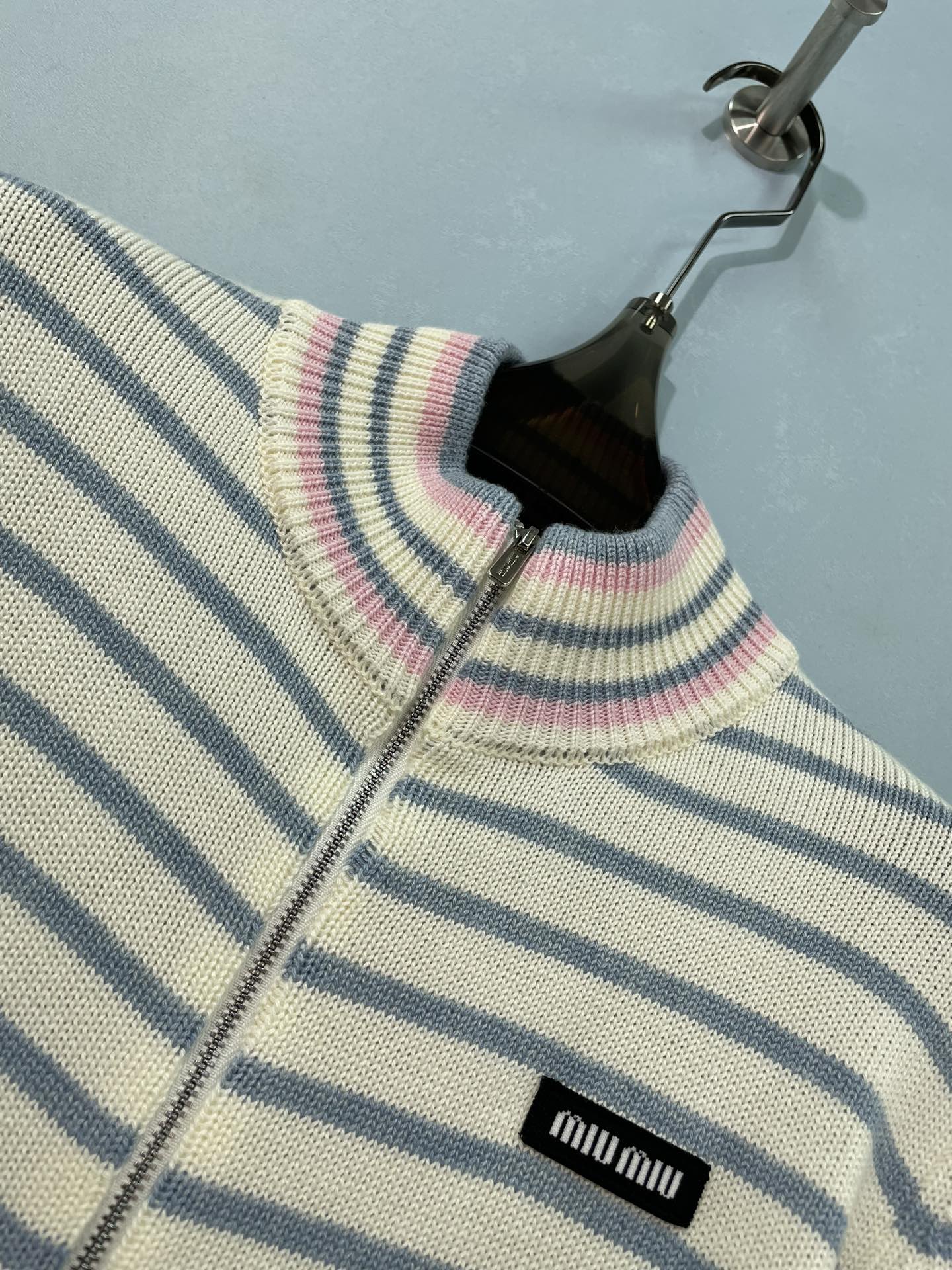 MIUMIU 26S ZIP-UP CARDIGAN 1538