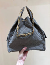 CC 25 HANDBAG IN GRAY 40 SUEDE CALFSKIN GOLD HARDWARE