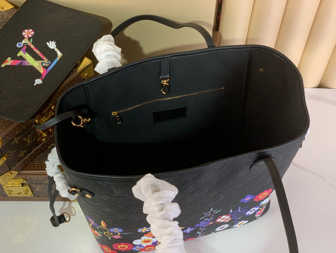 NEVERFULLxTM MM TOTE BAG 32 IN BLACK MONOGRAM CALFSKIN