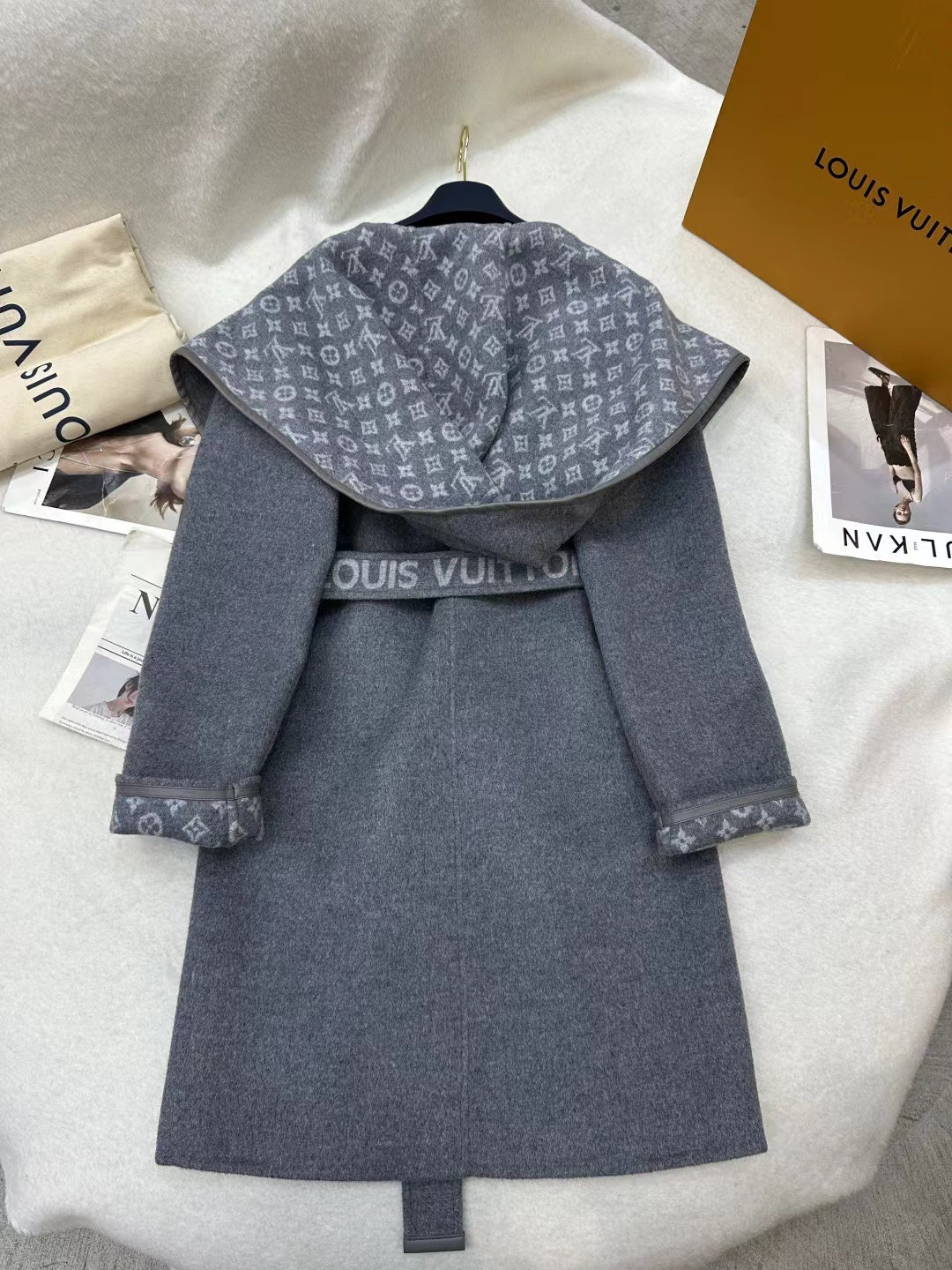 LV MONOGRAM MAXI COLLAR COAT IN GRAY WOOL
