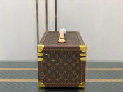 LV MAKEUP CASE 42 IN MONOGRAM PATTERN WITH MIRROR TP2
