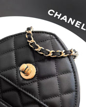 CC HEART QUILTED SHOULDER BAG 19 IN BLACK CALFSKIN TP3