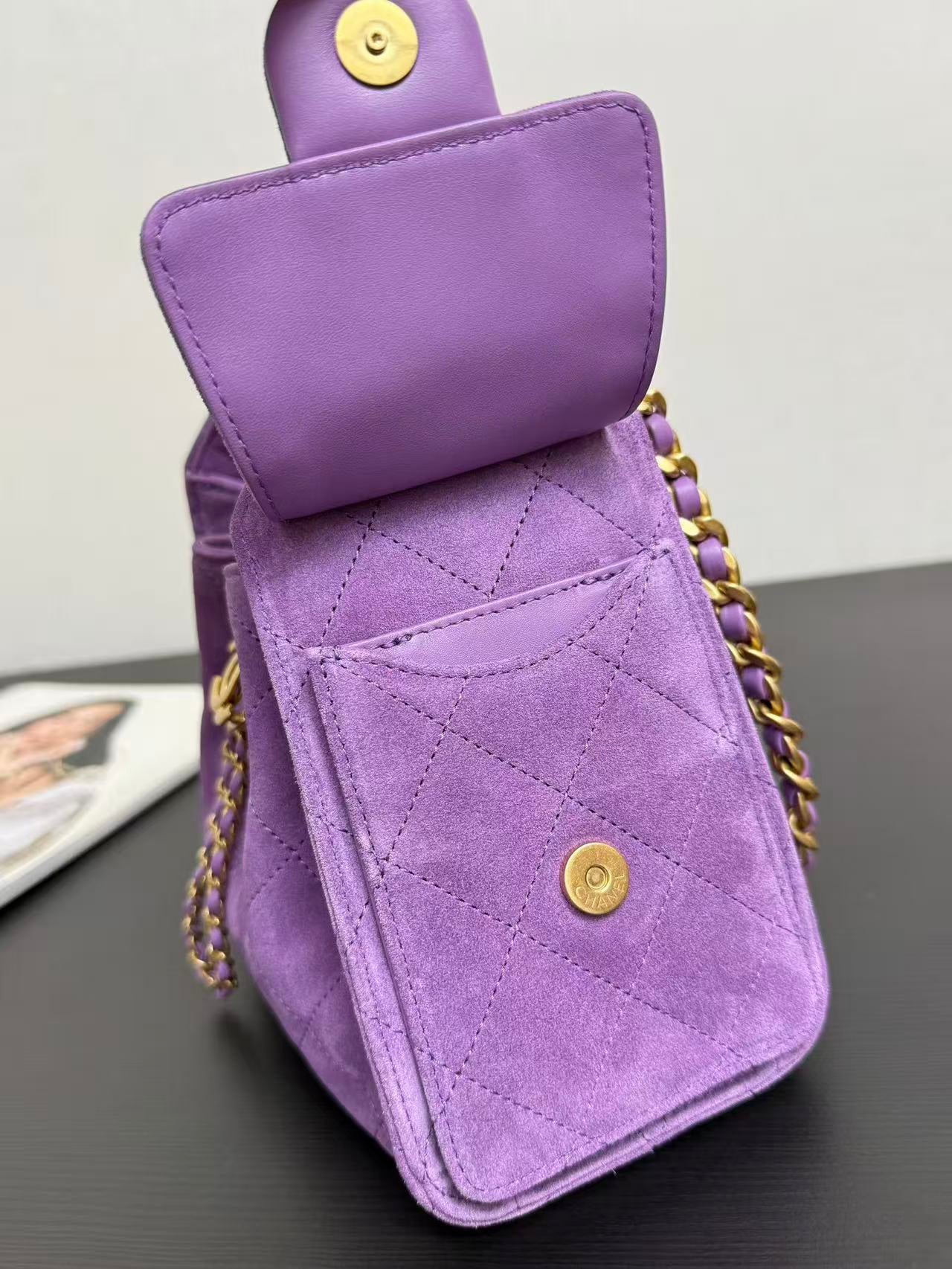 CHANEL 26S HOBO BAG 22 IN PURPLE CALFSKIN