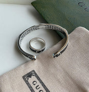 GG INTERLOCKING G ENAMEL CUFF BRACELET SILVER & BLACK