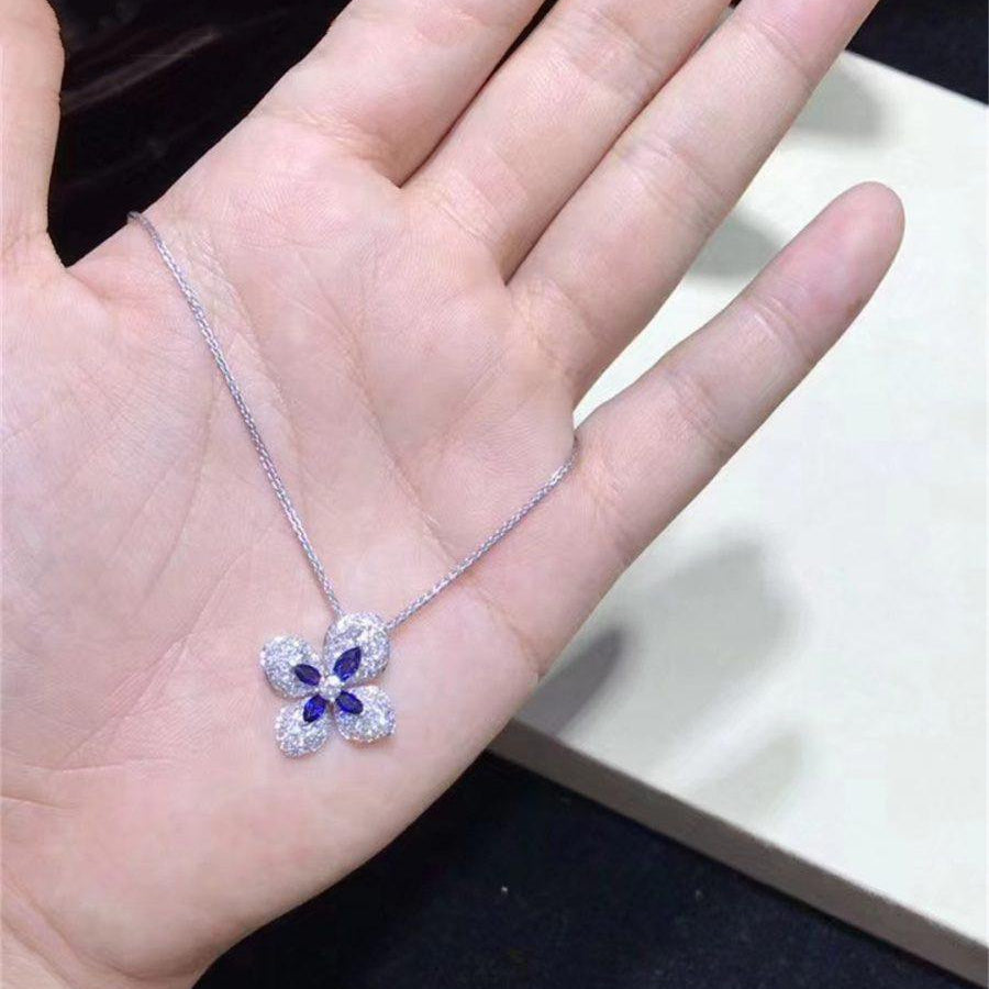 chaumet-hortensia-voie-lactee-white-gold-and-diamonds-and-sapphires-082997-coral-2-900x943_662c8957-e29e-4af0-a342-99c614fb280e.jpg