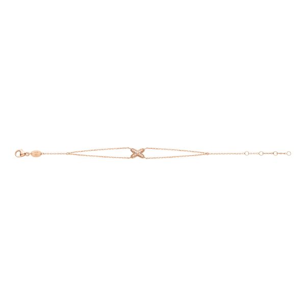 chaumet-jeux-de-liens-bracelet-rose-gold-diamonds-082093-coral-1_be11630f-6120-4f8e-9b25-153665e7041b.jpg
