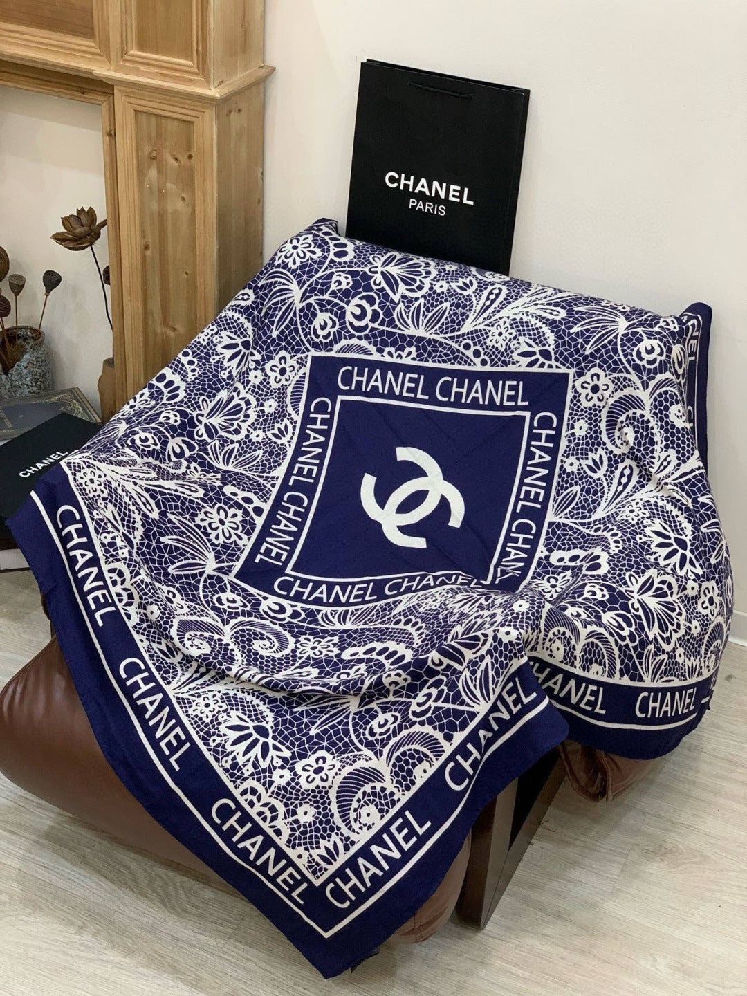 CHANEL 26S SCARF 135 IN CASHMERE AND SILK 306138