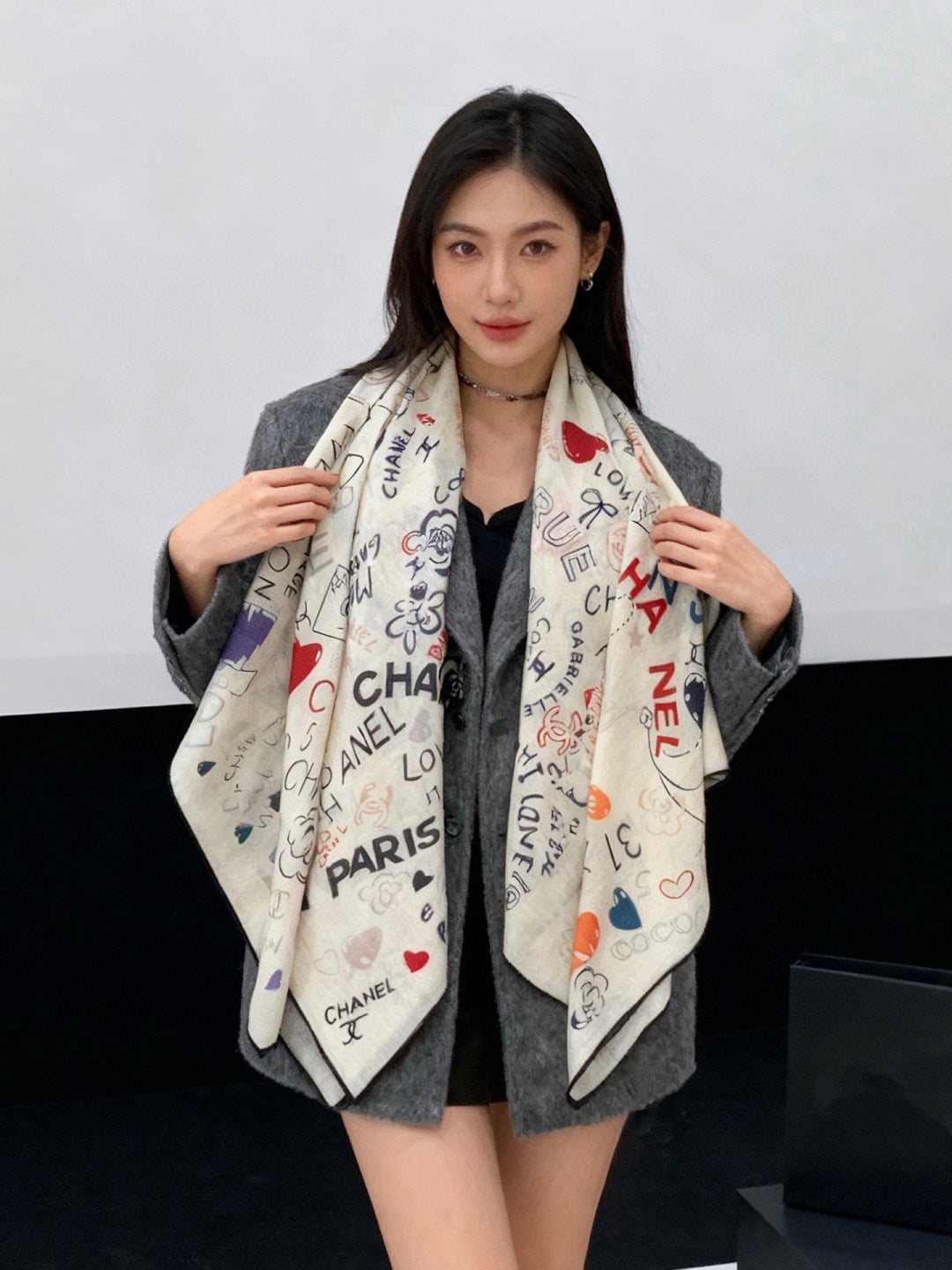CHANEL 26S SCARF 135 IN CASHMERE AND SILK 307242