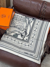 HERMES 26S PRINTED SQUARE SCARF 140 IN CASHMERE AND SILK 307278