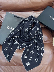 CHANEL 26S SCARF 135 IN CASHMERE AND SILK 309323