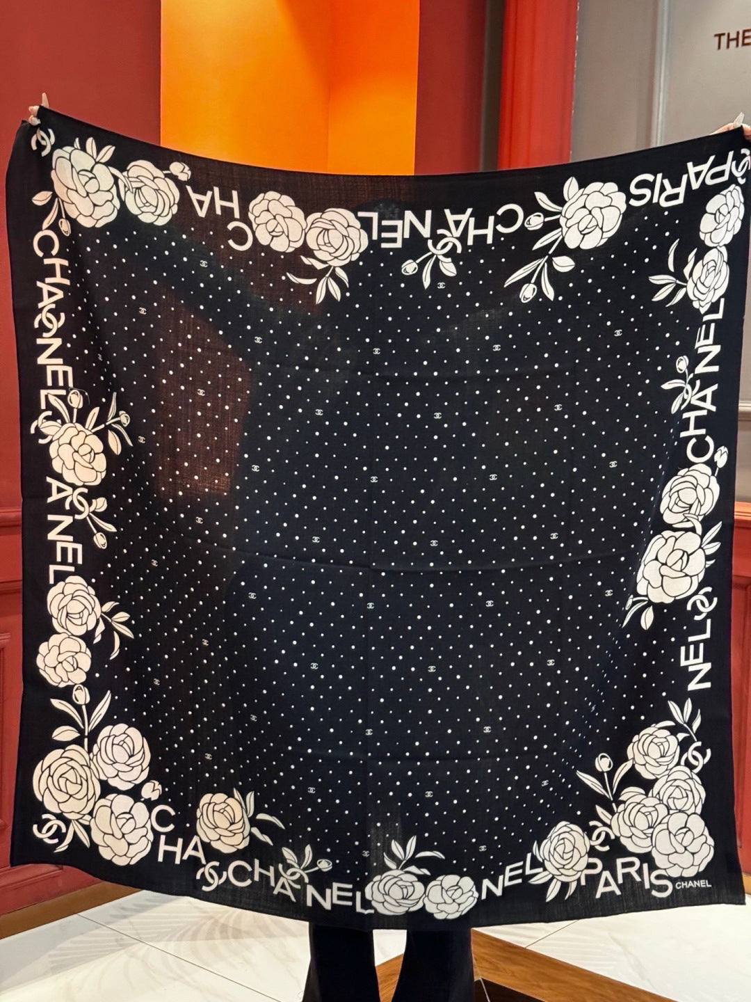 CHANEL 26S SCARF 140 IN CASHMERE AND SILK 309330