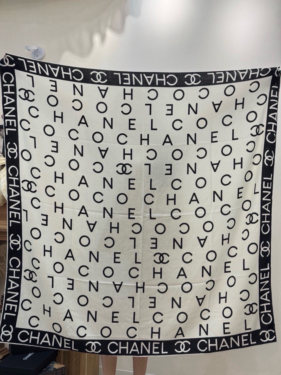 CHANEL 26S SCARF 135 IN CASHMERE AND SILK 309347