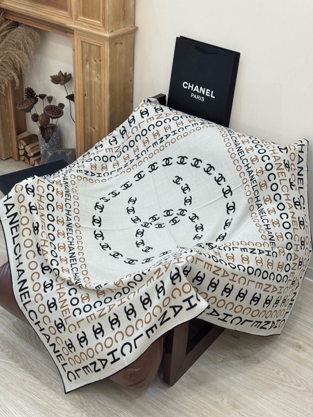 CHANEL 26S SCARF 135 IN CASHMERE AND SILK 309350