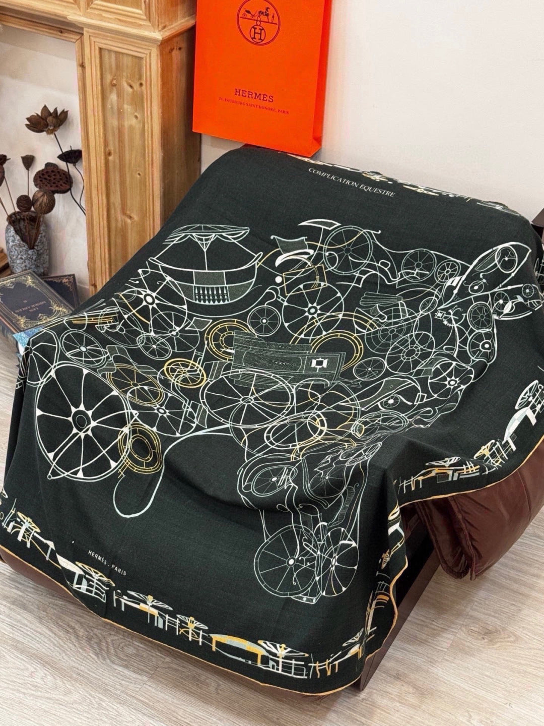 HERMES 26S PRINTED SQUARE SCARF 140 IN SILK 311928