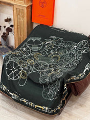 HERMES 26S PRINTED SQUARE SCARF 140 IN SILK 311928