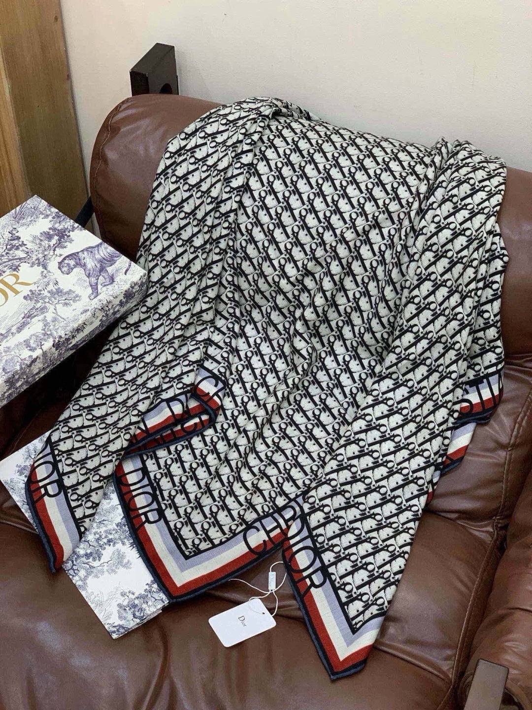 DIOR 26S SCARF 140CM IN CASHMERE SILK 311937