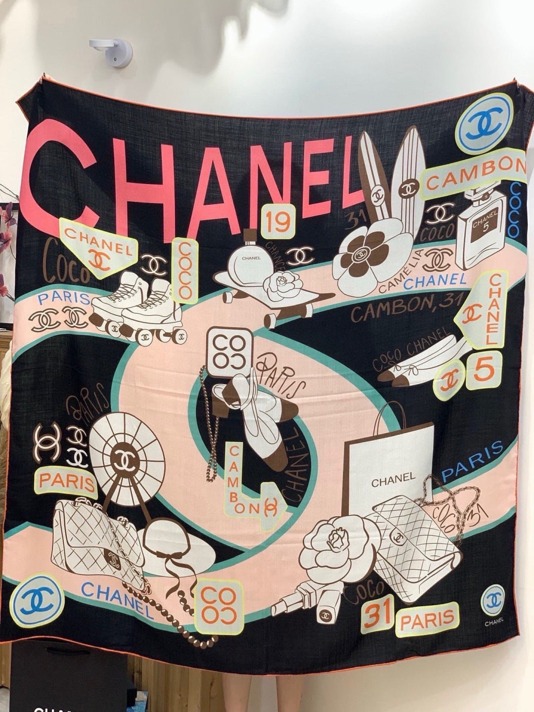 CHANEL 26S SCARF 135 IN SILK 311939