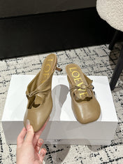CHLOÉ 26S HIGH-HEELED MULES IN CAMEL BROWN CALFSKIN