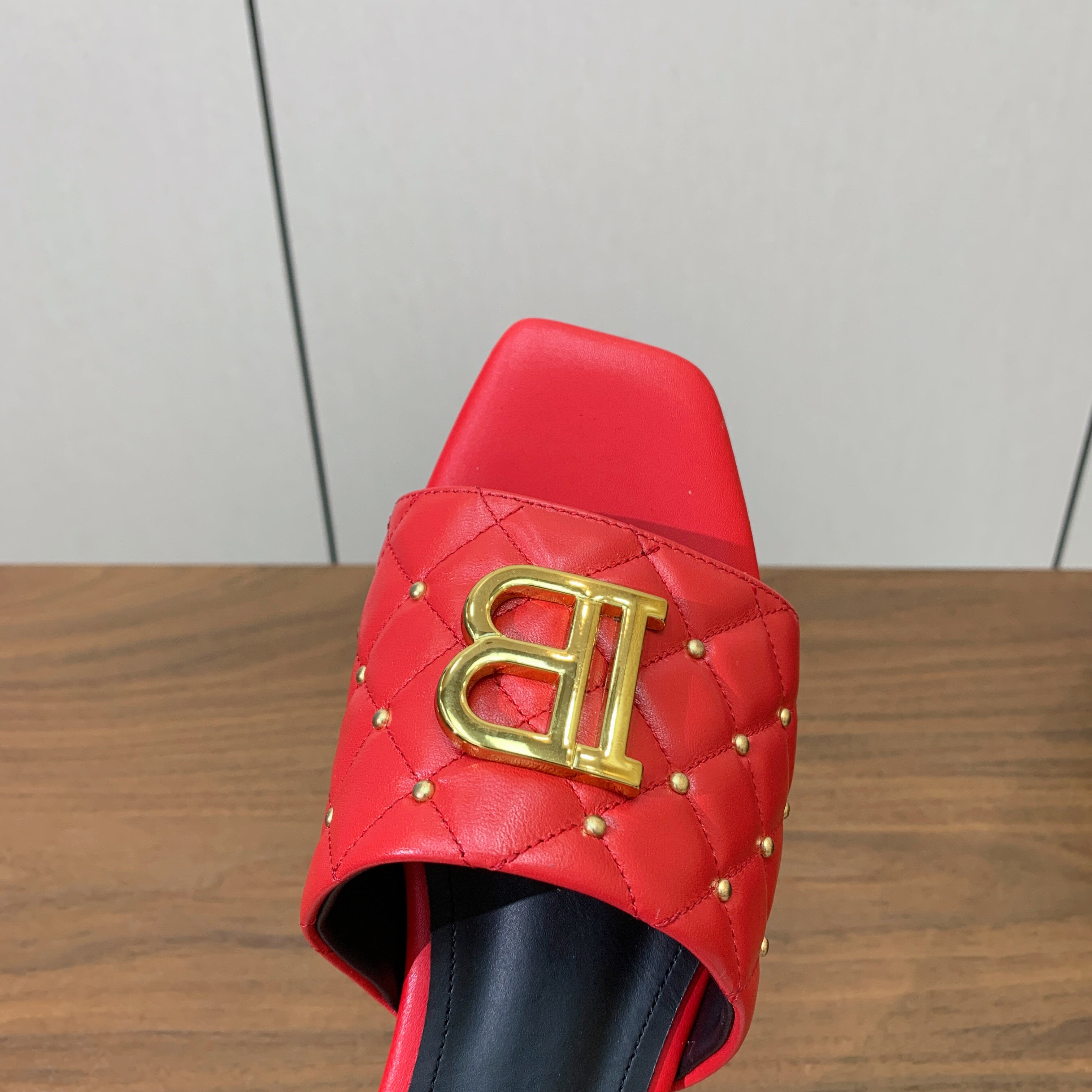 BALMAIN 26S QUILTED MULES IN RED CALFSKIN