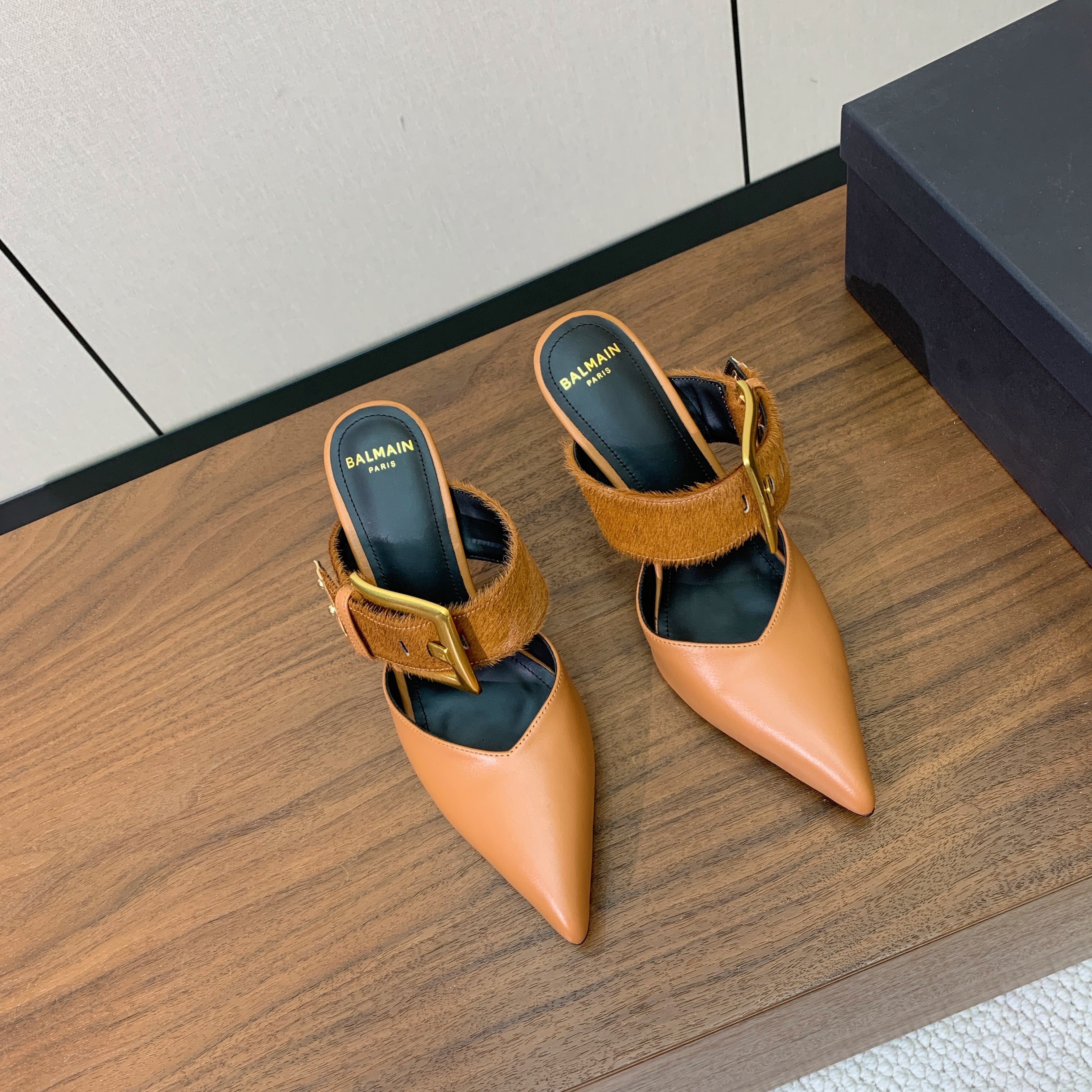 BALMAIN 26S HIGH-HEELED MULES 95 MM IN LIGHT BROWN CALFSKIN AND PONY HAIR