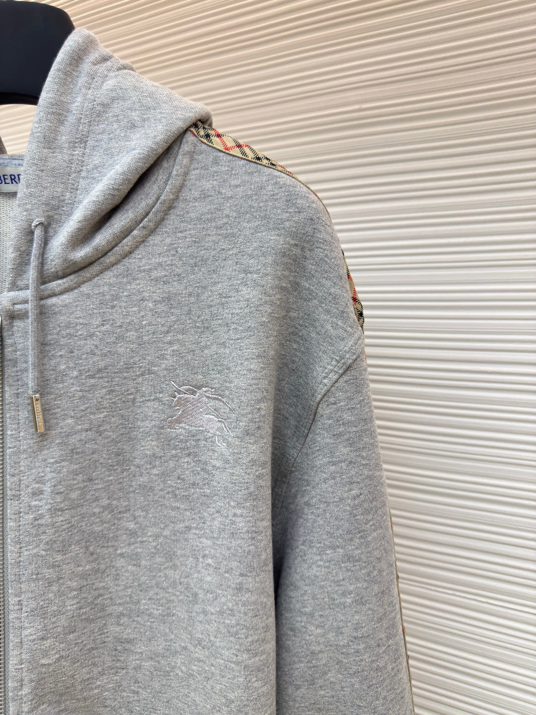 BURBERRY 26S HOODIE JACKET 433