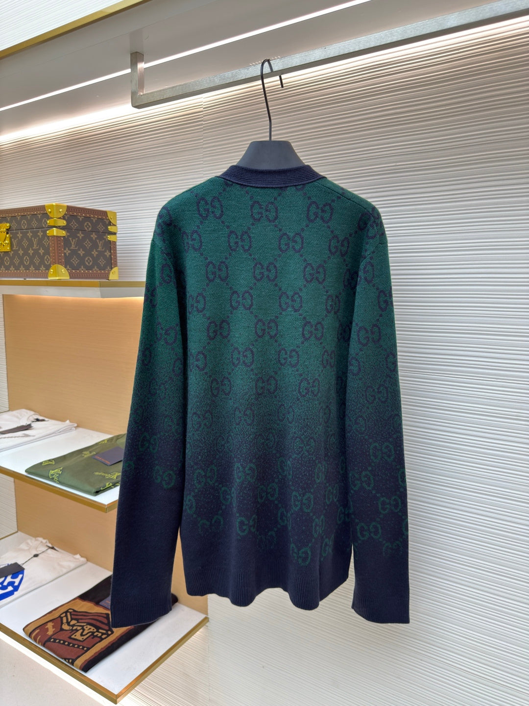 GUCCI 26S CARDIGAN 204