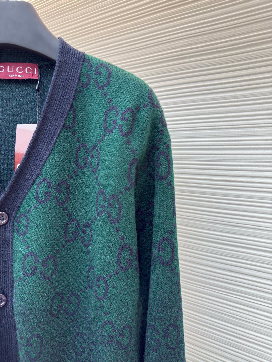 GUCCI 26S CARDIGAN 204