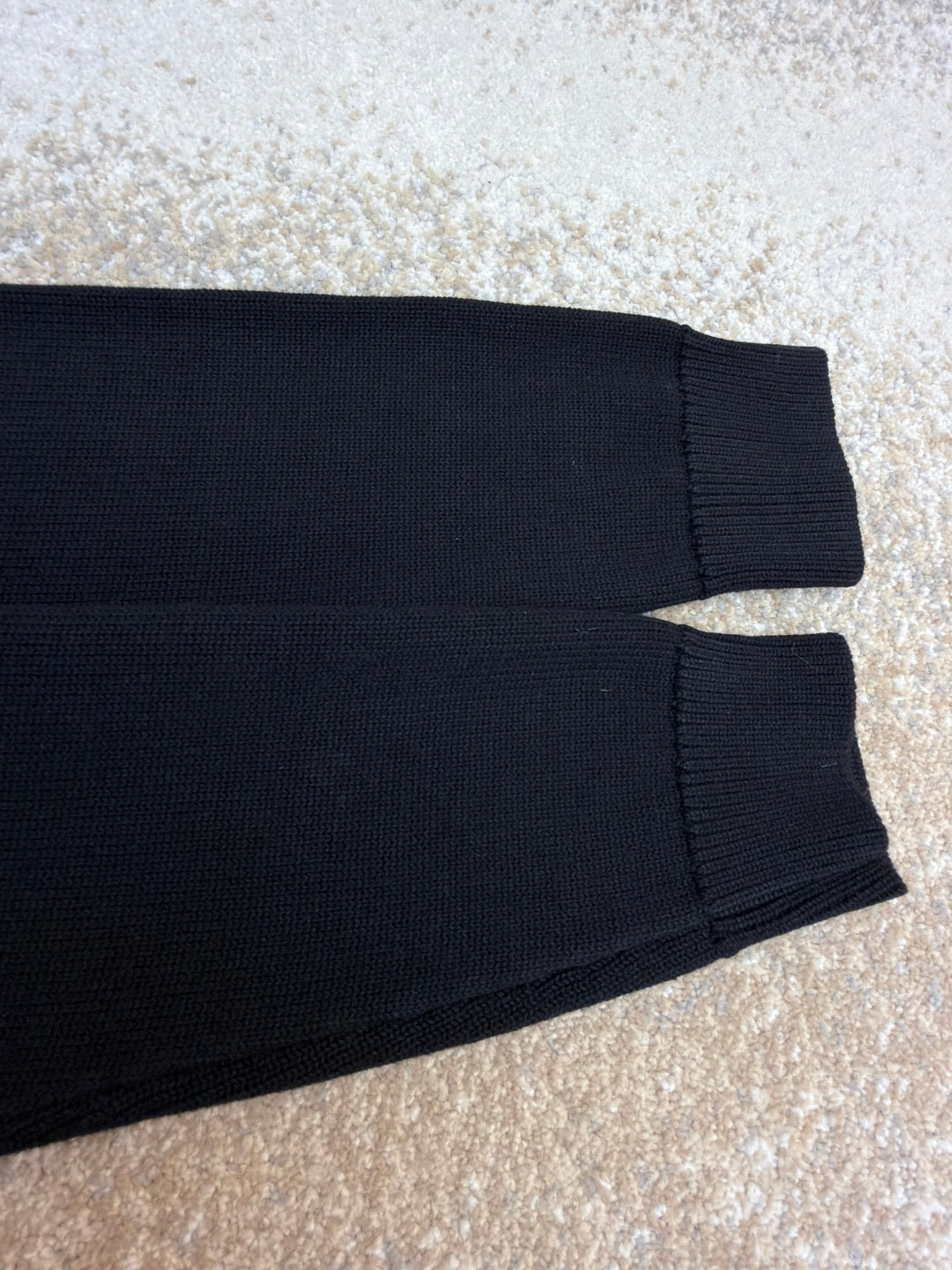 PRADA 25S CARDIGAN 490