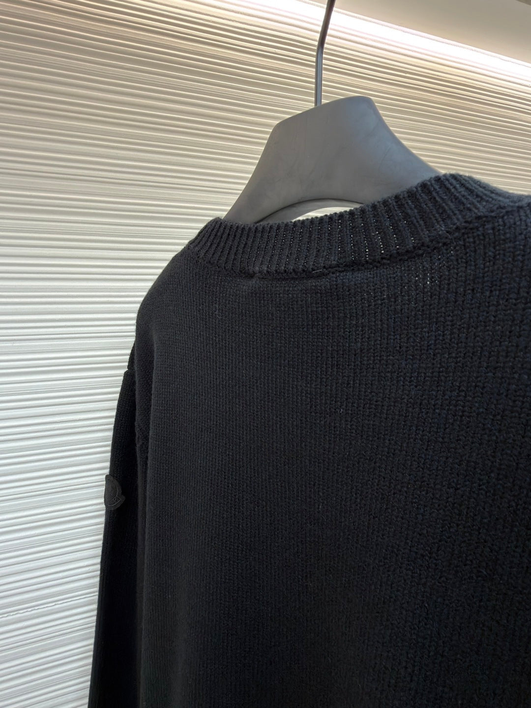 MONCLER 25S LONG-SLEEVE CREW NECK SWEATER 235