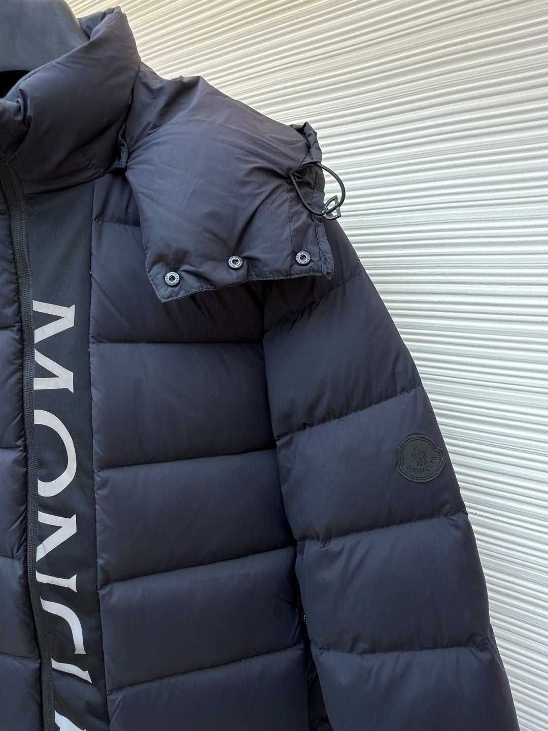 MONCLER 25S DOWN JACKET WITH DETACHABLE HOOD 251