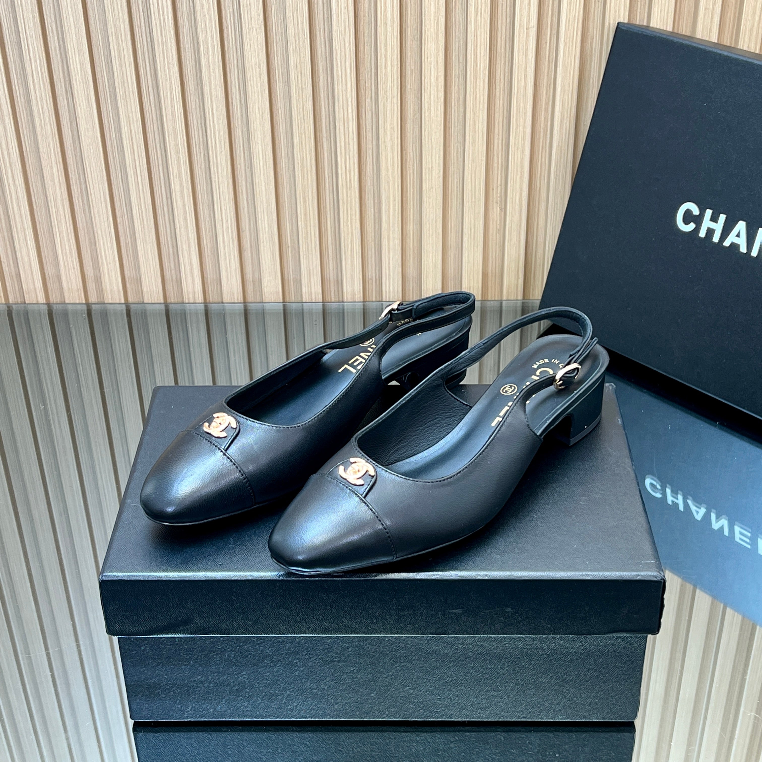 CHANEL 25S SLINGBACK SHOE 45MM IN BLACK CALFSKIN GOLD HARDWRE