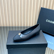 CHANEL 25S BALLET FLATS LOGO IN BLACK CALFSKIN AND CANVAS GOLD HARDWARE