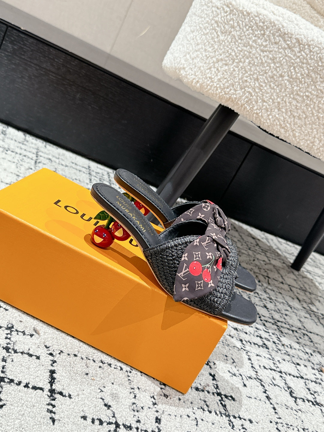LV CHERRY HIGH HEELS 25S IN BLACK RAFFIA WITH BOW STYLE 14