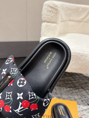 LV MIAMI-STYLE SANDALS 25S IN BLACK FABRIC AND CALFSKIN