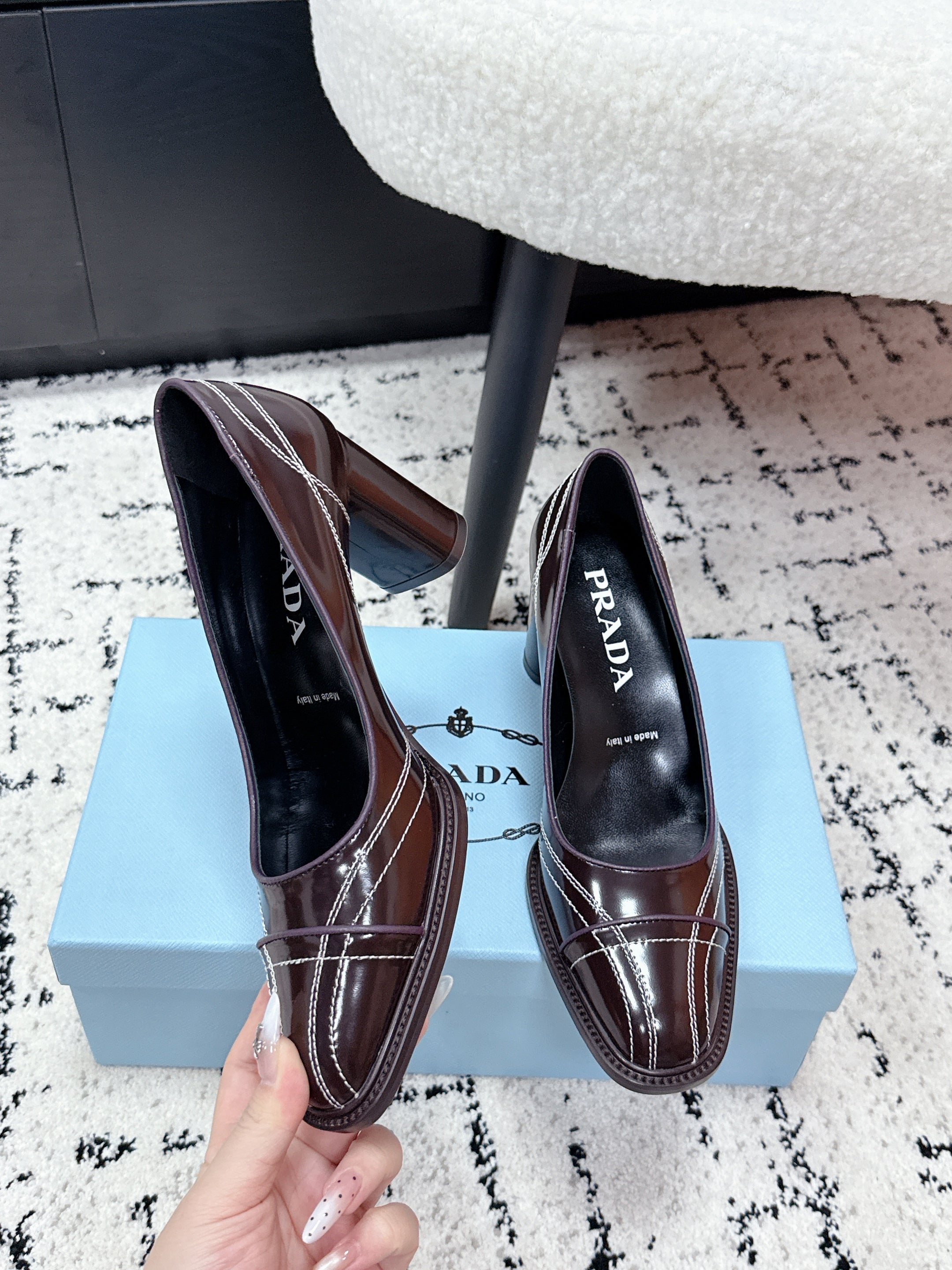 PRADA 26S BOWLING-STYLE HIGH HEELS 70MM IN DARK BROWN GLOSSY CALFSKIN