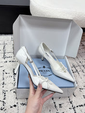 PRADA 26S POINTED-TOE HIGH HEELS 75MM IN WHITE CALFSKIN WITH BOW