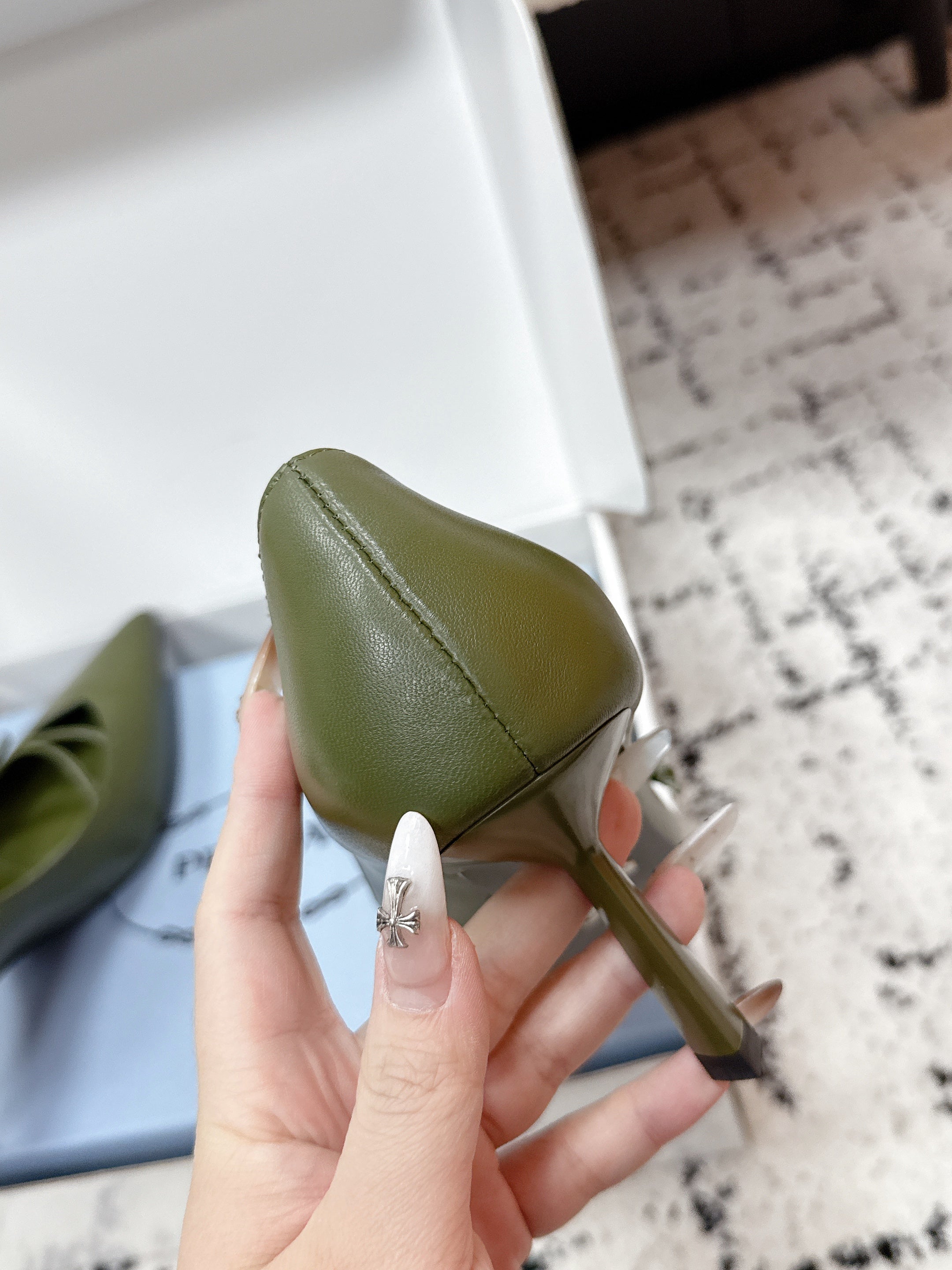PRADA 26S POINTED-TOE HIGH HEELS 75MM IN DARK OLIVE GREEN CALFSKIN