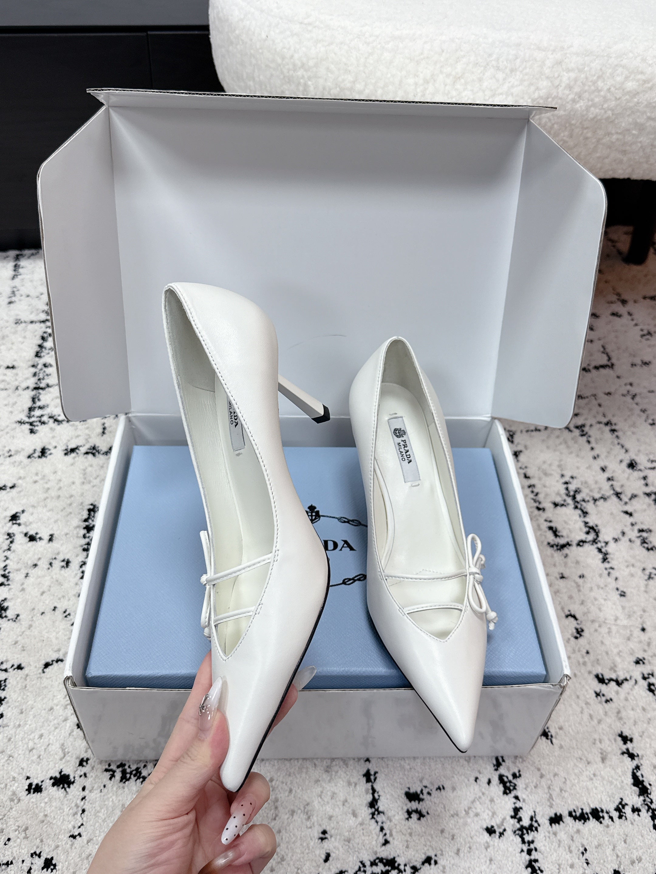 PRADA 26S POINTED-TOE HIGH HEELS 75MM IN CREAM WHITE CALFSKIN